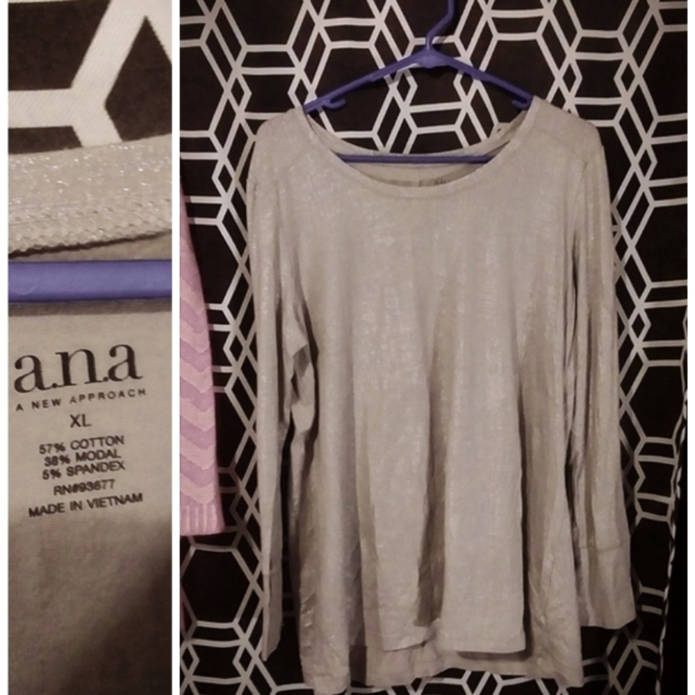 XL a.n.a long sleeved shirt